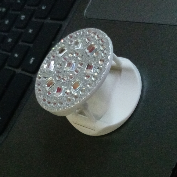 Rhinestone decor phone holder - Picture 1 of 2